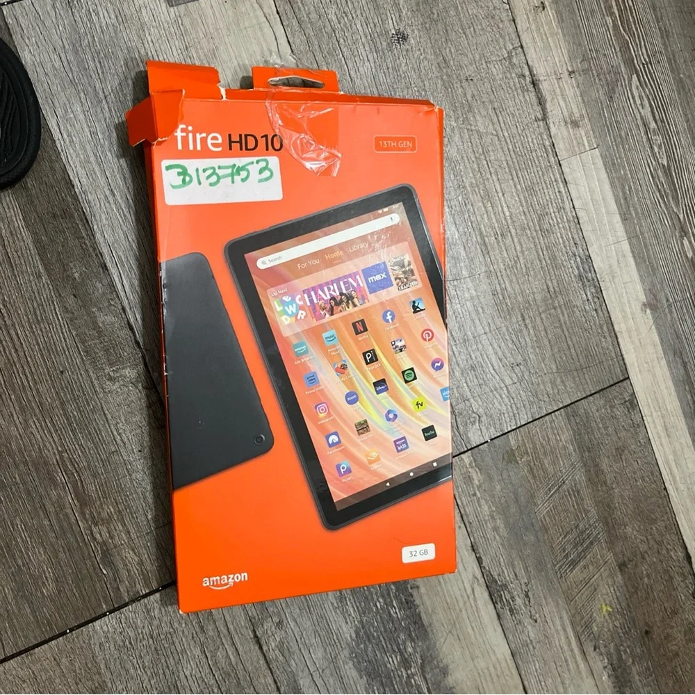 Amazon Fire HD 10 Tablet - Orange Box